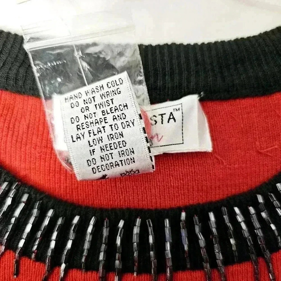 🛑NWT Victor Costa Occasion Womens Red Black Acrylic Beaded Knit Sweater Size 1X - Picture 6 of 6